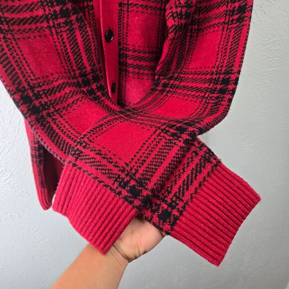 NWT Rare Abercrombie Cardigan Sweater M Red Black Plaid Knit Button Front Preppy - Picture 5 of 14